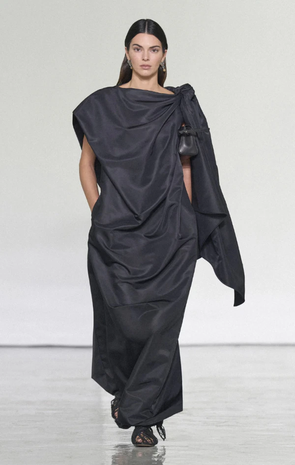 <a href="https://www.bottegaveneta.com/en-us/summer-2027.html">Botegga Veneta</a>