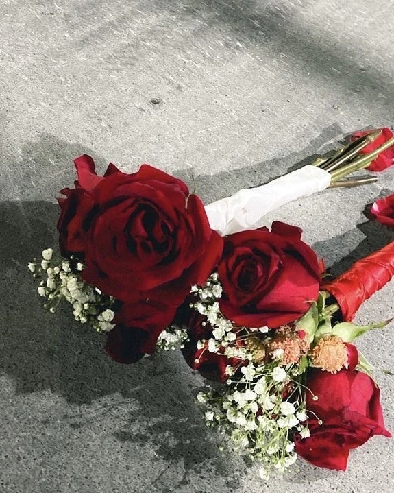 See Kourtney Kardashian and Travis Barker First Wedding Photos — photo 2