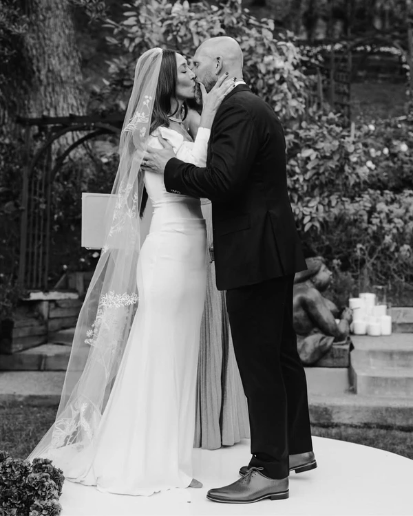 16 Best Wedding Photographers in Canada