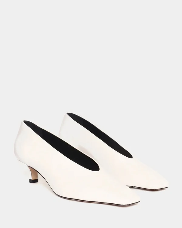 <a href="https://www.us.maguireshoes.com/products/mariana-cream-pump">MAGUIRE Mariana Cream Pumps</a>, $265