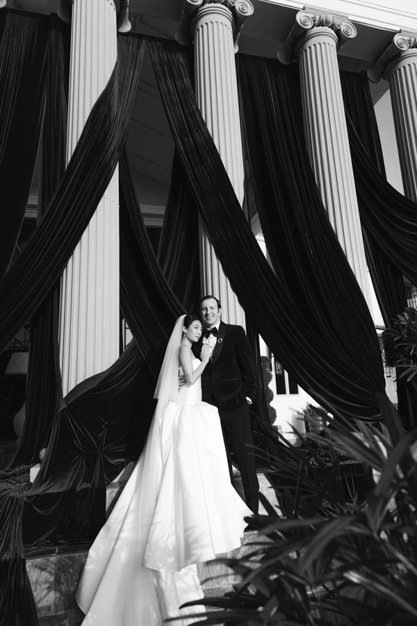 A Glamorous Art Deco Celebration Inspired by Vintage Travel at Gatsby Mansion