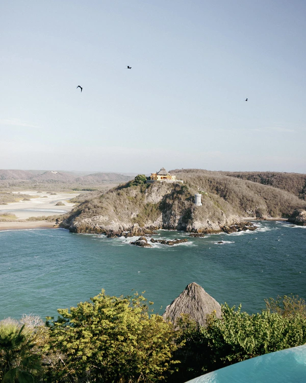 This Annie’s Ibiza Bride Said "I Do" in Careyes, Where Bold Architecture Meets Cinematic Ocean Vistas