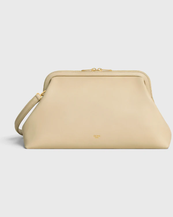 30 Chic Pouches for the Fashion Bride