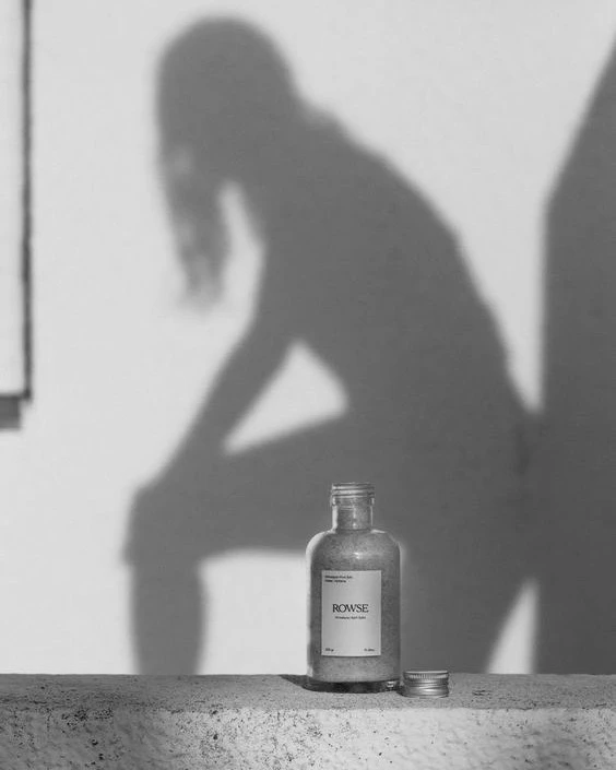 The Best Essential Oils for De-Stressing Wedding Planning (and Beyond)