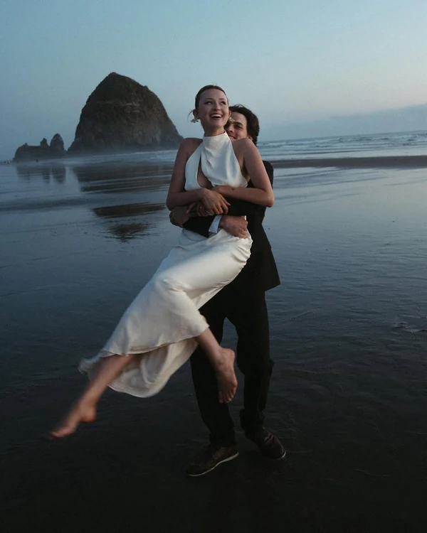 The Top Wedding Photography Trends for 2025 According to Pinterest