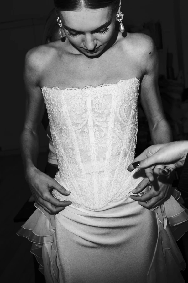 <a href="https://www.instagram.com/selinemeisler.nyc/">Seline Mesiler</a><span>, Photography: </span><a href="https://www.instagram.com/ceremonybyalexmari?igsh=OWFvdDMweXF2dGFn">Alex Mari</a>