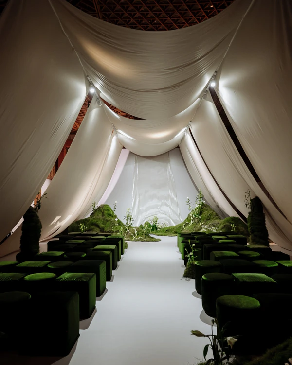 <a href="https://www.instagram.com/theflab.weddingplanner/p/DW2mxB0GeHN/?img_index=4">The F Lab</a>, Photography: <a href="https://www.instagram.com/nukia.studio/">Nukia Studio</a>