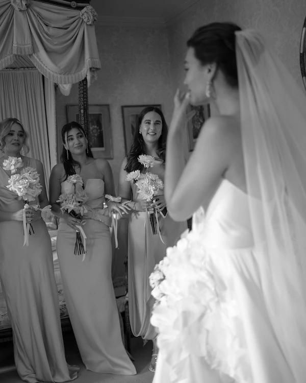 A Colorful Wedding Amongst the Costwolds Countryside