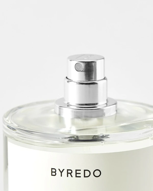 These 7 Fragrances are Perfect for a Wedding