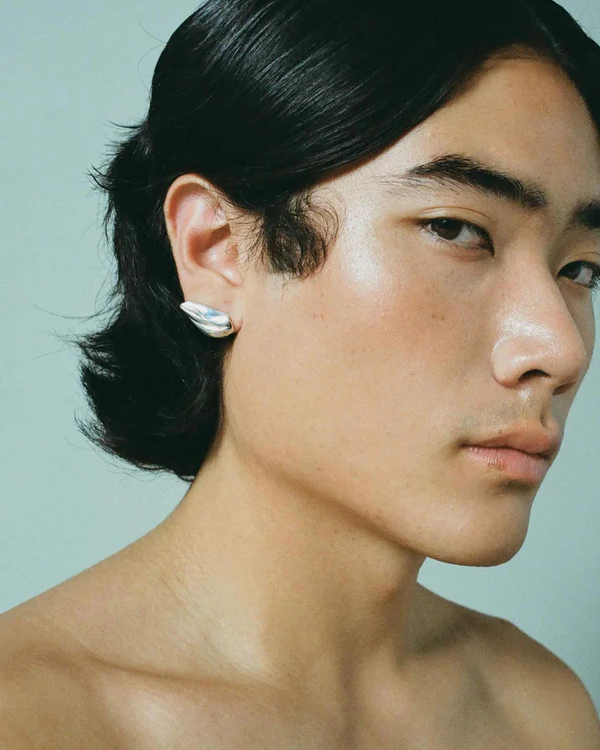 Accessories for Fashion-Forward Grooms