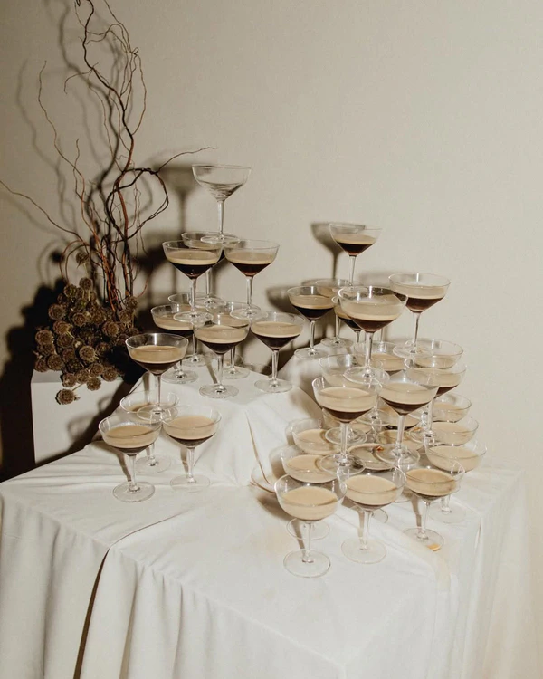7 Festive Food & Drink Ideas for Stylish Holiday Hosting