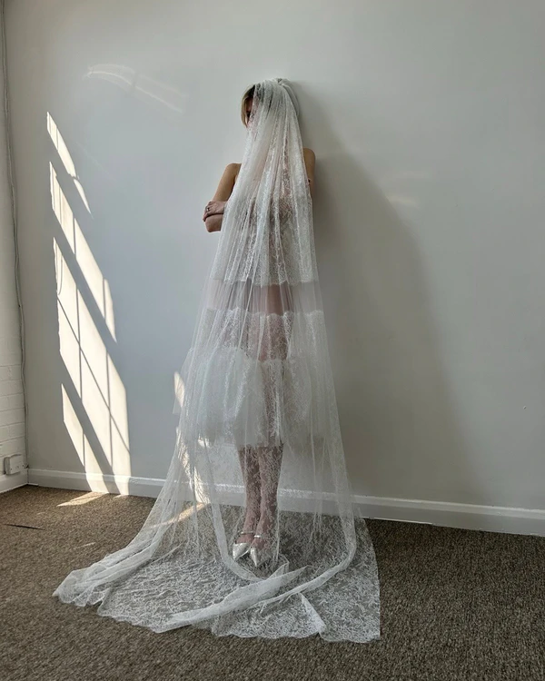 13 Under-the-Radar Designers for the Coolest Bridal Veils Right Now — photo 1