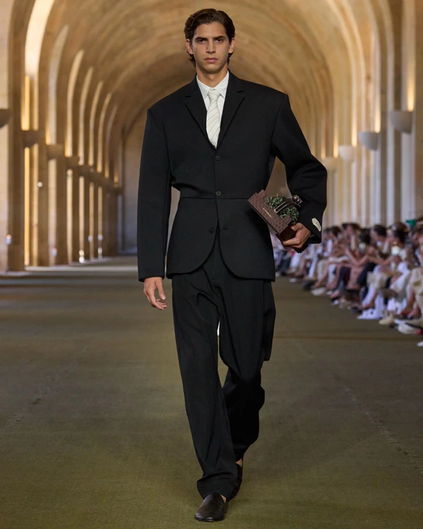 10 Major Groom Trends from the Spring/ Summer 2026 Menswear Runways — photo 2