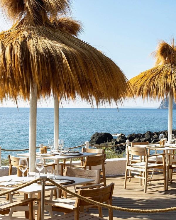 10 Romantic Hotels in Italy for Your Honeymoon