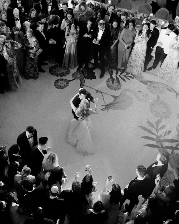 Which Wedding First Dance Style is Right for You?
