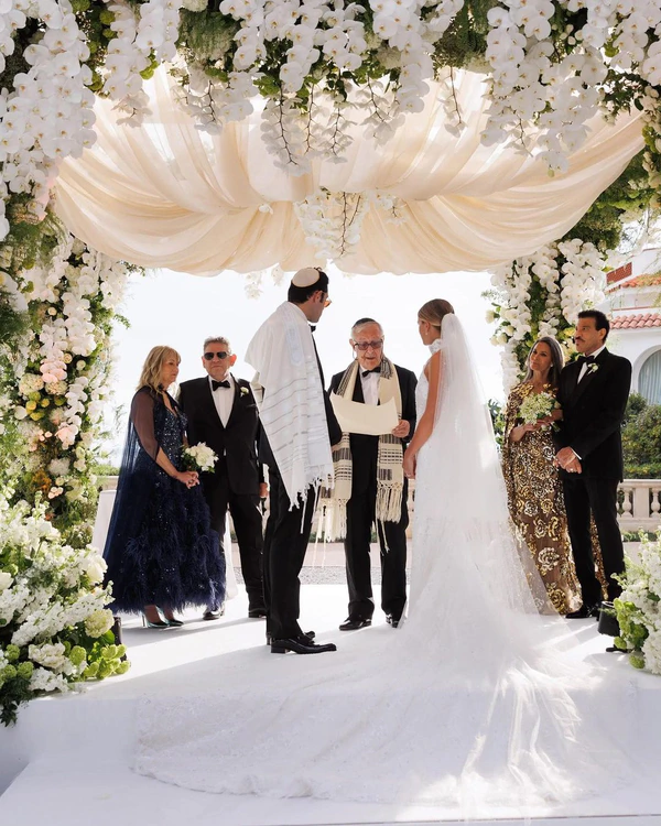 3 Chanel Dresses, a Hotel on the Cote d'Azur and Other Details of Sofia Richie's Wedding