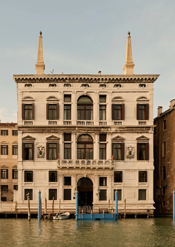 <a href="https://www.instagram.com/p/DZFiv1ZjmyS/?hl=en&img_index=1">Aman Venice</a>