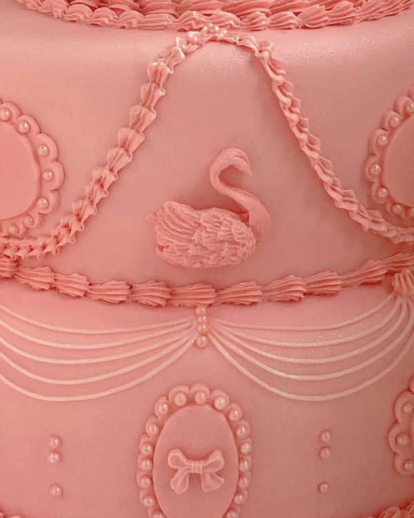 Pink Wedding Cakes & Desserts