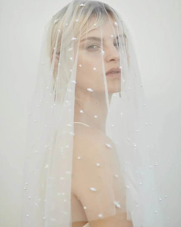 Modern Pearls: An Edit of the Chicest Accessories for the Fashion Bride