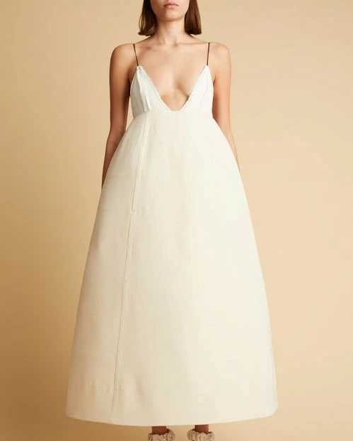 21 Maternity Dresses for Brides