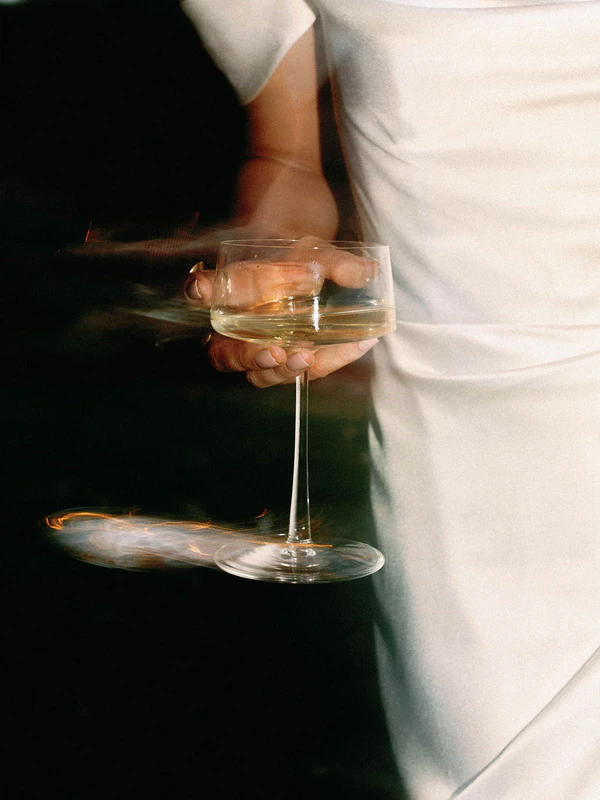 An Authentic Garden Wedding Editorial — photo 20