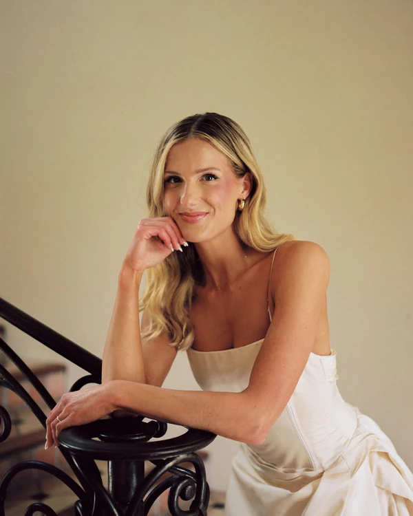 <a href="https://www.instagram.com/kyleehudsonstudio/p/C9NfaTYPGD5/">Kylee Hudson</a>, Photography: <a href="https://www.instagram.com/nataliefongmalis/">Natalie Fong Malis</a>