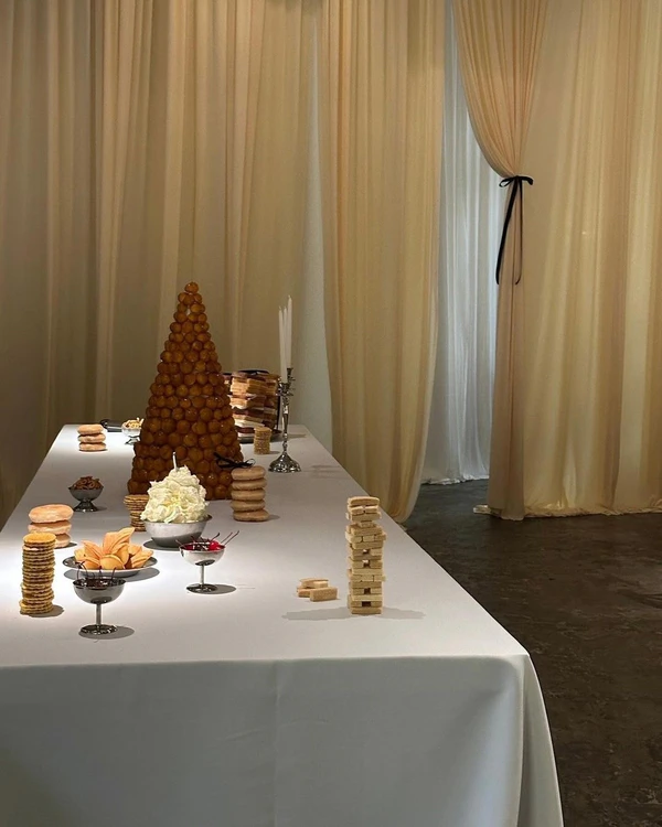 Trend: Croquembouche Wedding Desserts