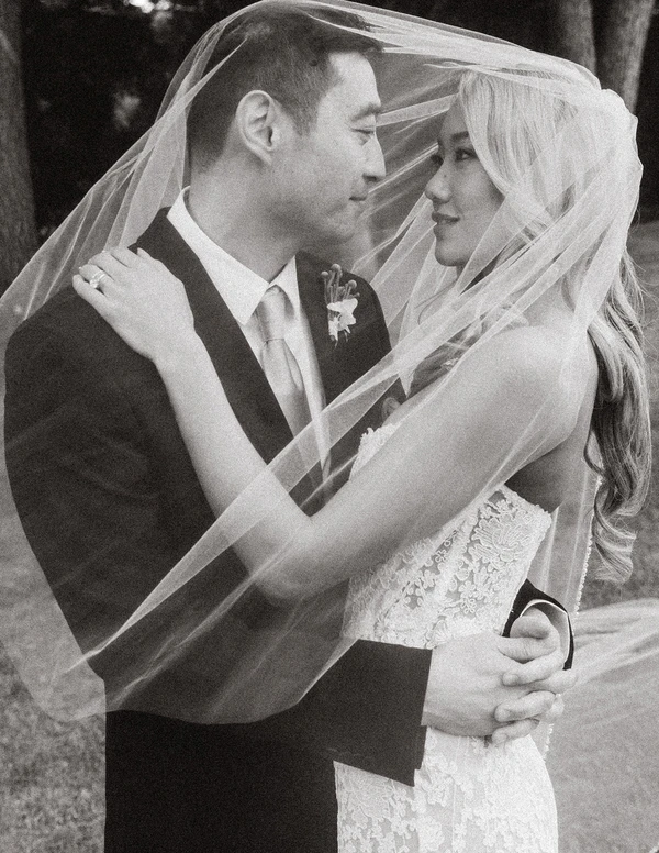A Dreamlike Siren-Inspired Wedding With Oceanic Details in California
