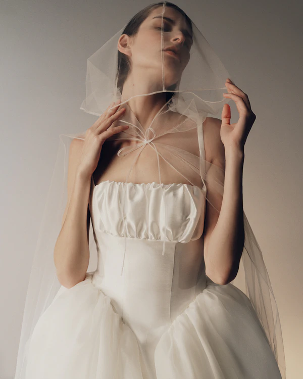 28 Basque Waist Wedding Dresses from the 2026 Bridal Collections