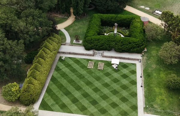 Mona Farm, wedding venues in Australia — photo 3