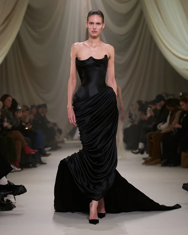 8 Defining Trends from Paris Haute Couture Spring 2026