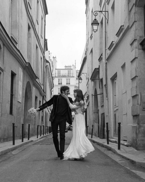 How to Celebrate an Anniversary: 7 Romantic Ideas