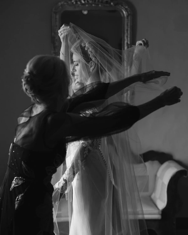 The Key Ingredients for Timeless Wedding Photos