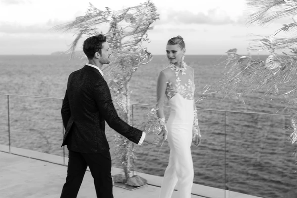 Romance in Mykonos