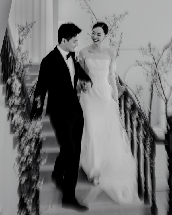 An Intimate Sustainable Wedding in China