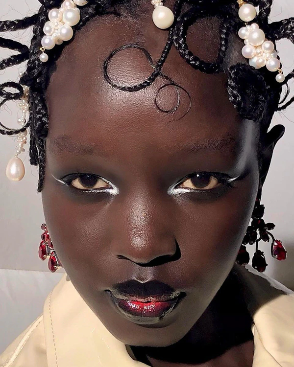 55 Beauty Trends for Spring  & Summer 2025 Weddings
