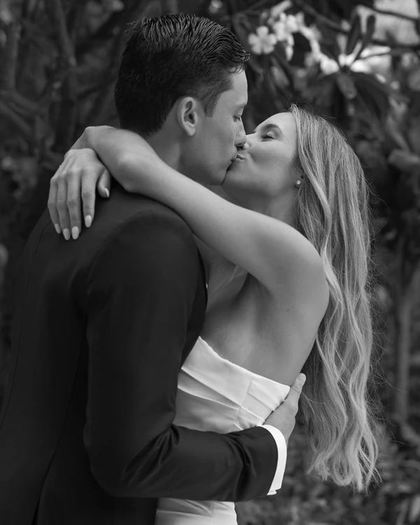 A Tropical Black-Tie Beach Wedding Weekend in Hawaii