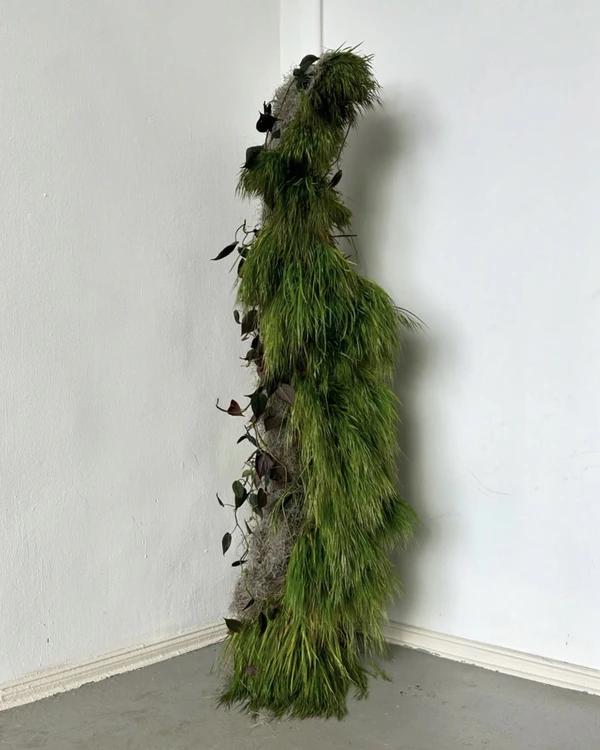 Trend: Overgrown Foliage Installations