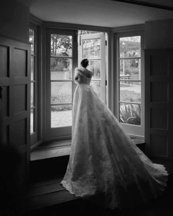 Liv Perez's 10 Essential Tips to Styling a Wedding Wardrobe
