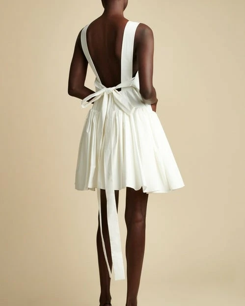 21 Maternity Dresses for Brides