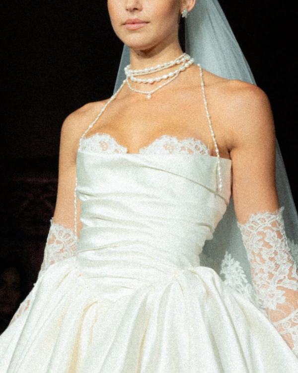 Modern Pearls: An Edit of the Chicest Accessories for the Fashion Bride