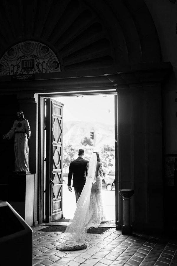 Sarah & Devin: classic black tie wedding in California — photo 12