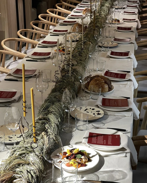 40 Alternatives to Floral Centerpieces