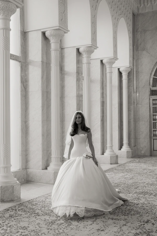 Desert Romance Meets Modern Minimalism at This Spectacular Pyramids of Giza Wedding