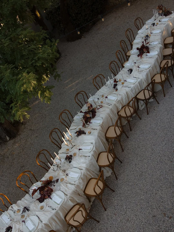 How to Choose Sustainable Wedding Florals Without Compromising Style