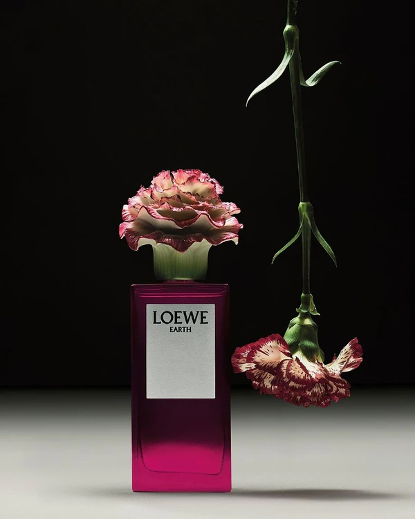 Unveiling the Loewe Perfumes x Lladró Capsule Collection