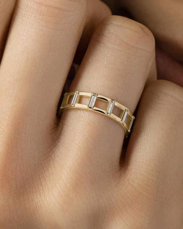 24 Baguette Diamond Rings