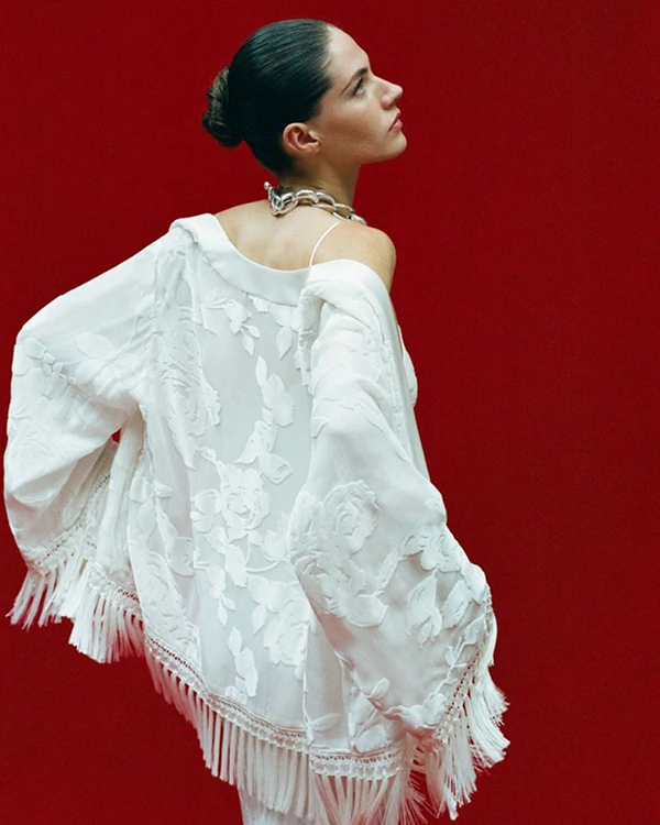 40 Statement Accessories to Complete Your Wedding Wardrobe