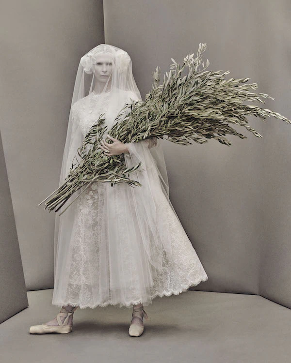 The Chicest Trends from the Fall '25 Bridal Collections