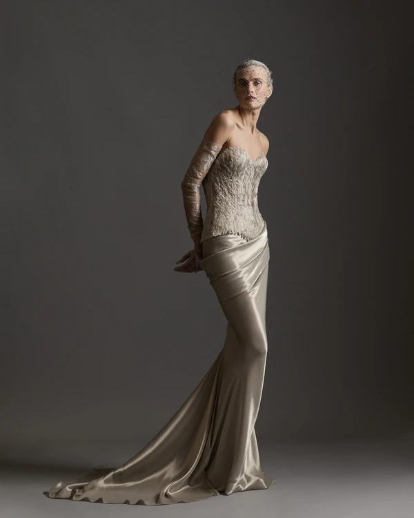 <a href="https://www.instagram.com/houseofgilles/">House of Gilles</a>, Photography: <a href="https://www.instagram.com/ruvenafanador/">Ruven Afanador</a>
